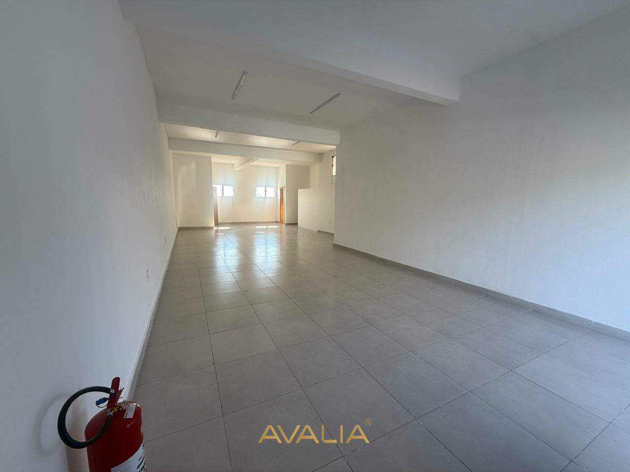 Salão para aluguel no Residencial Monte Verde: 