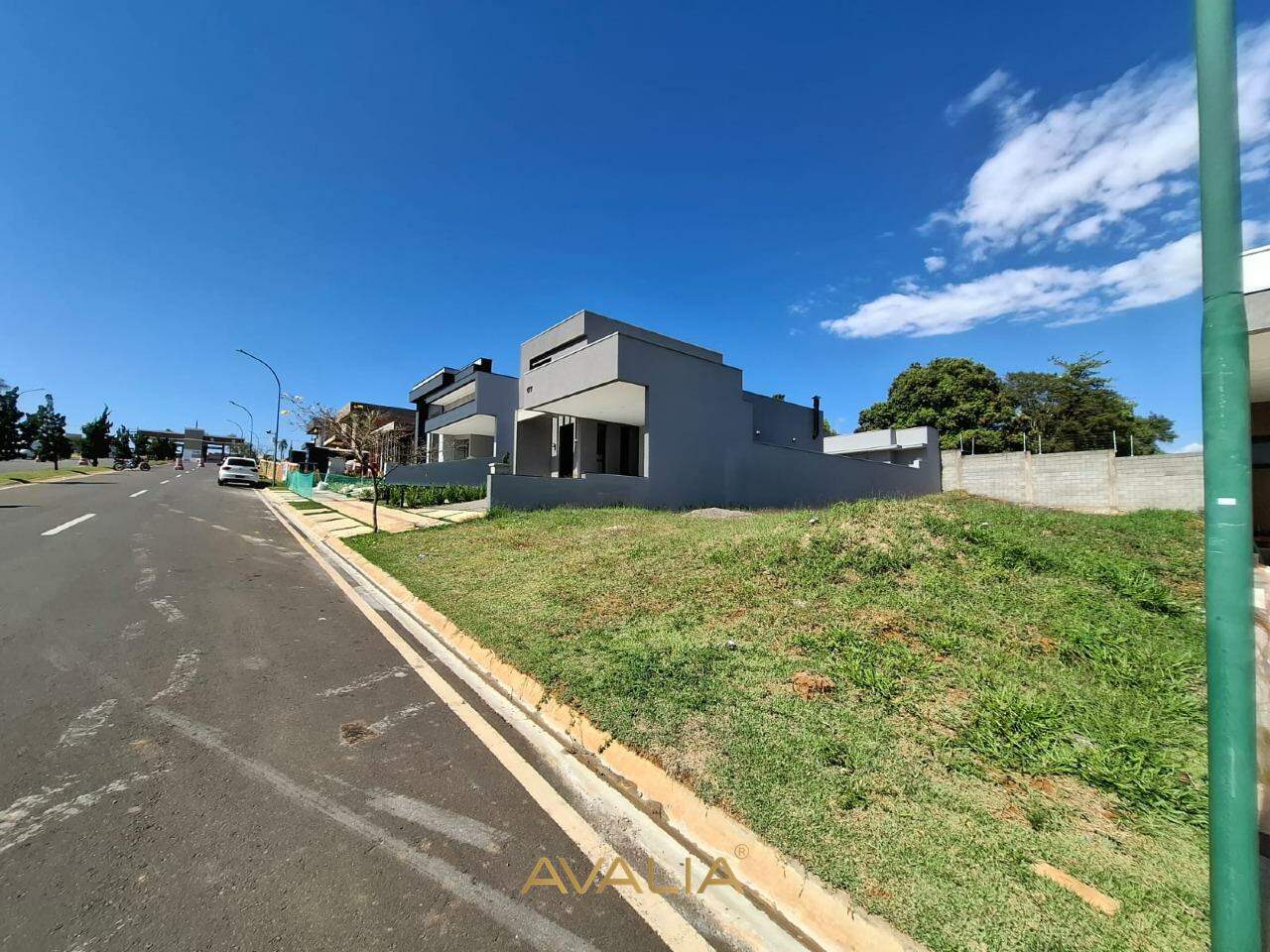 Lote em condomínio à venda no Residencial London Park: 