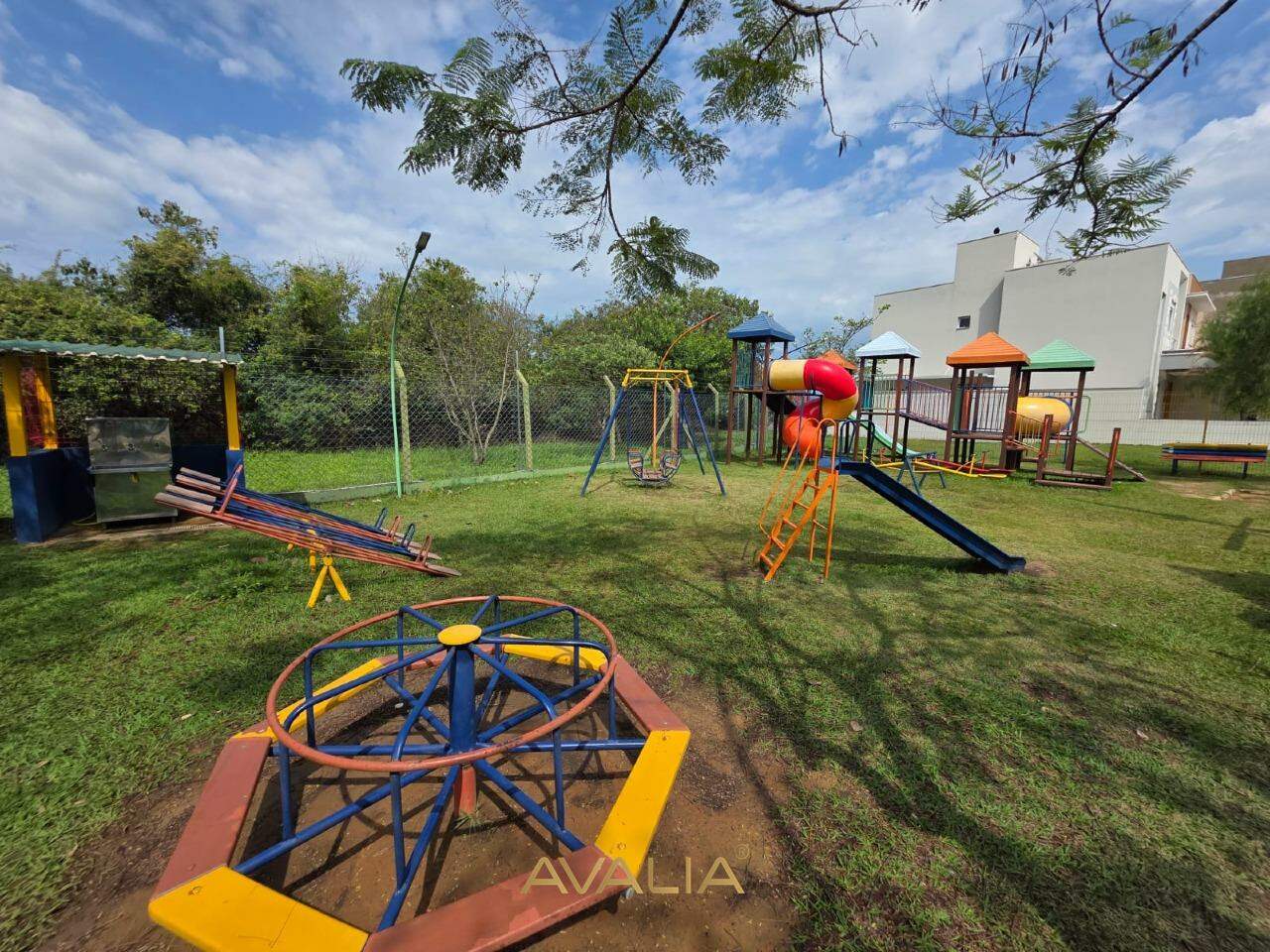 Lote em condomínio à venda no Jardim Park Real: 