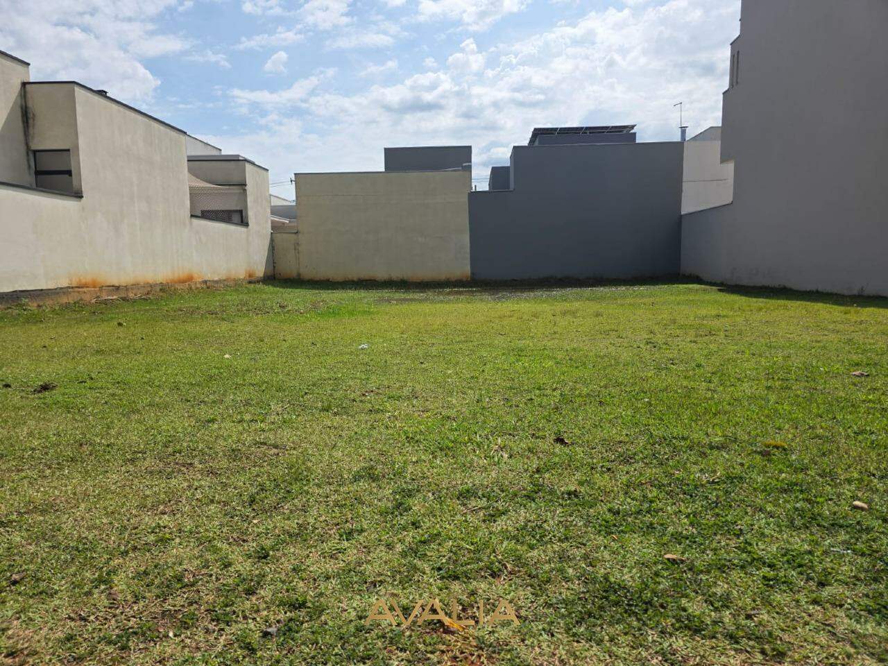 Lote em condomínio à venda no Jardim Park Real: 