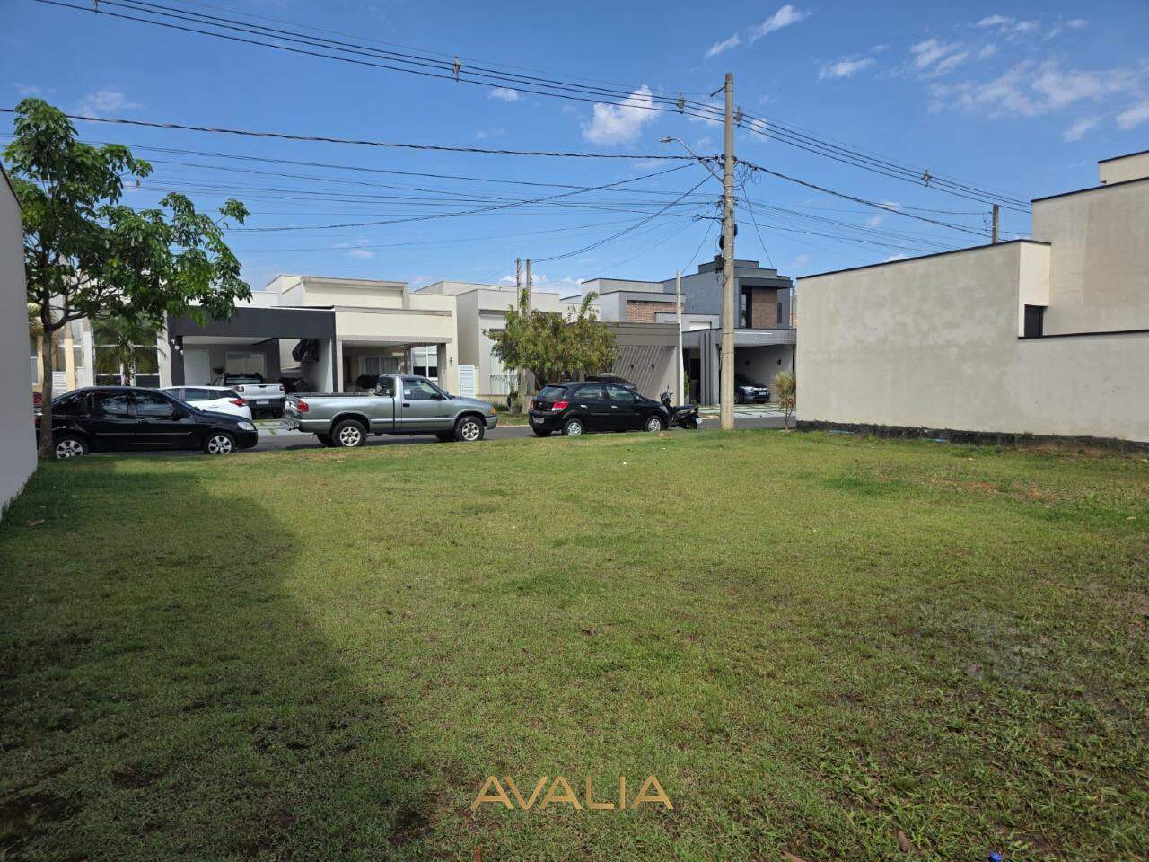 Lote em condomínio à venda no Jardim Park Real: 