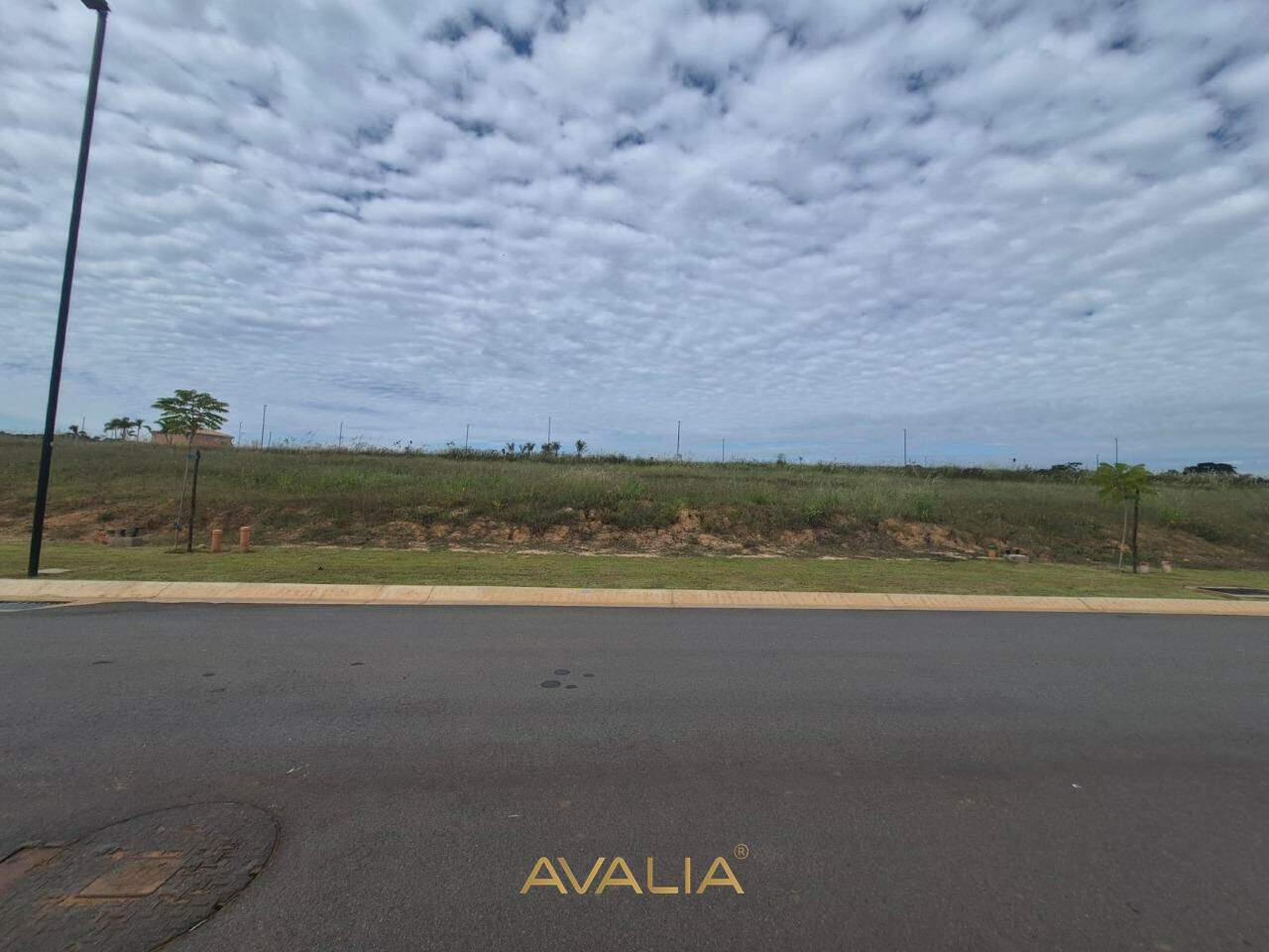 Lote em condomínio à venda no Quinta do Lago: 