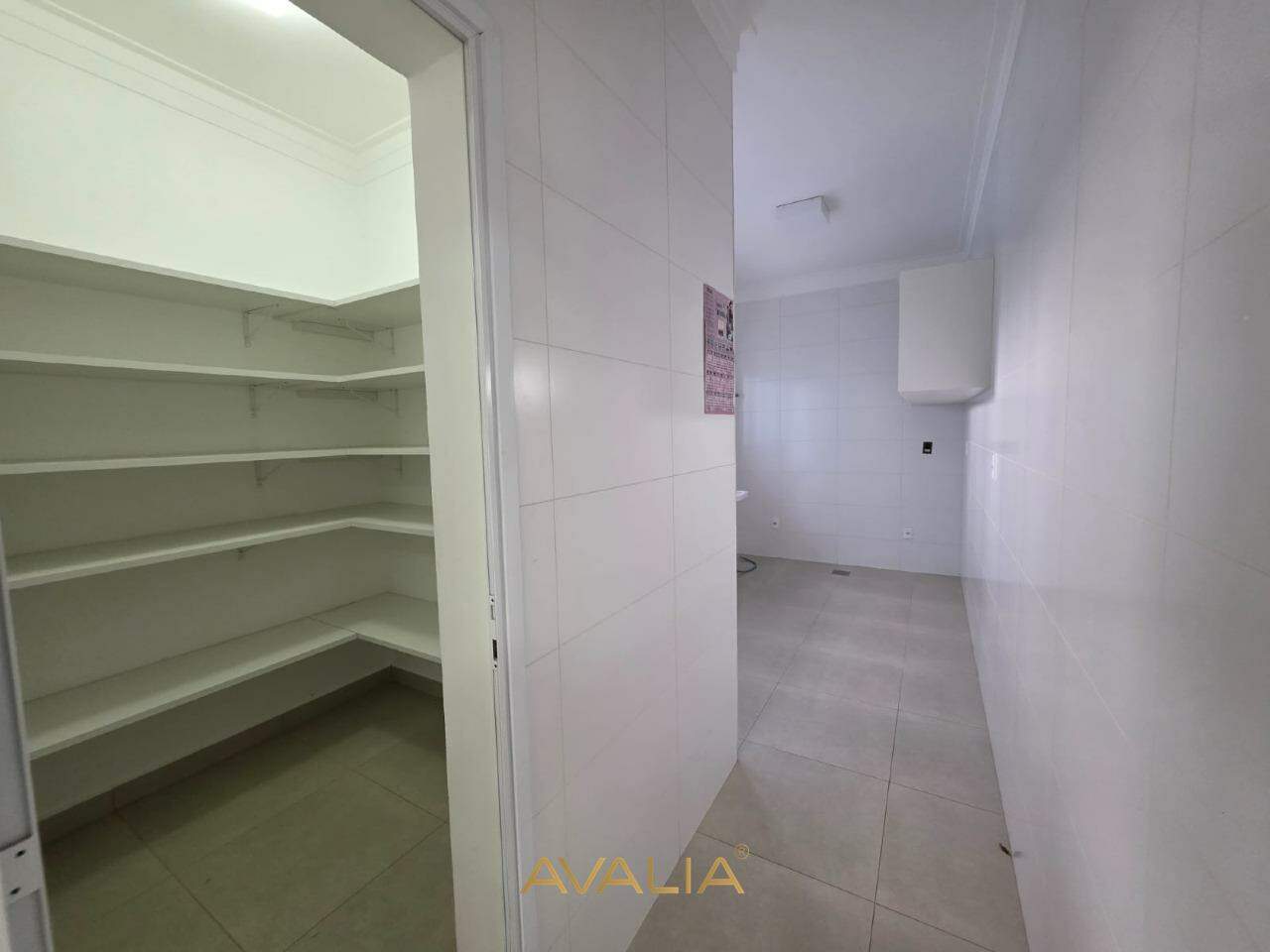 Casa em condomínio à venda no Jardim Residencial Villa Suíça: 