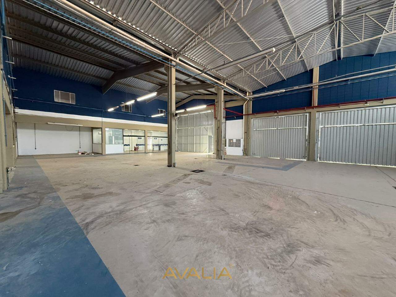 Galpão para aluguel no Vila Vitória I: 