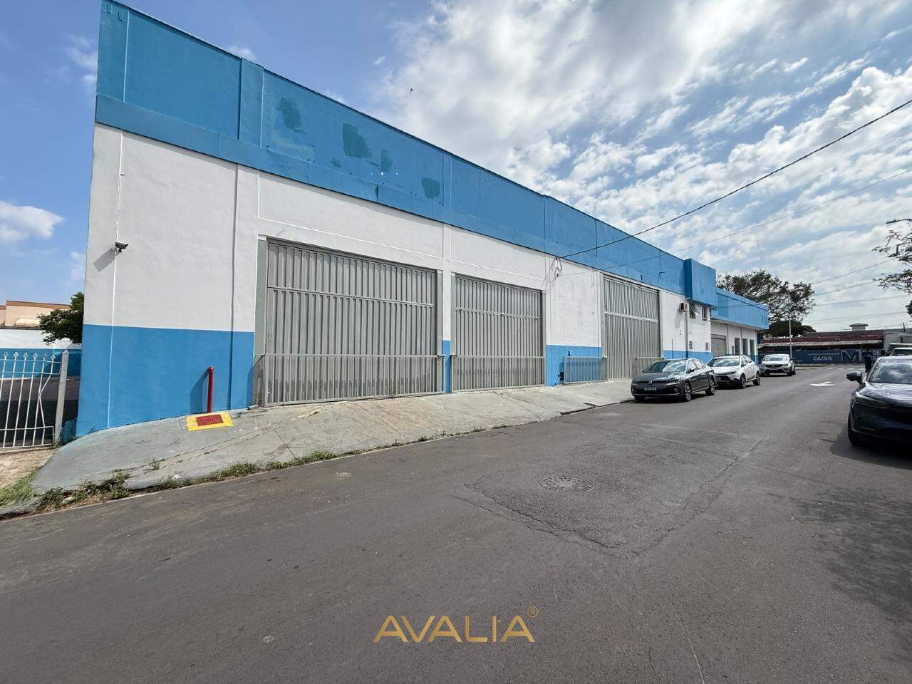 Galpão para aluguel no Vila Vitória I: 