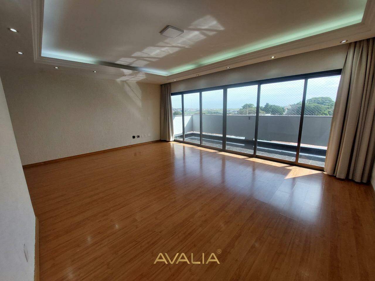 Apartamento para aluguel no Centro: 