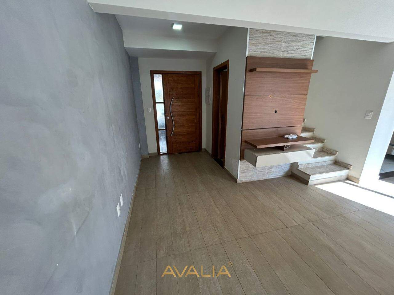 Casa em condomínio para aluguel no Chácara Belvedere: 
