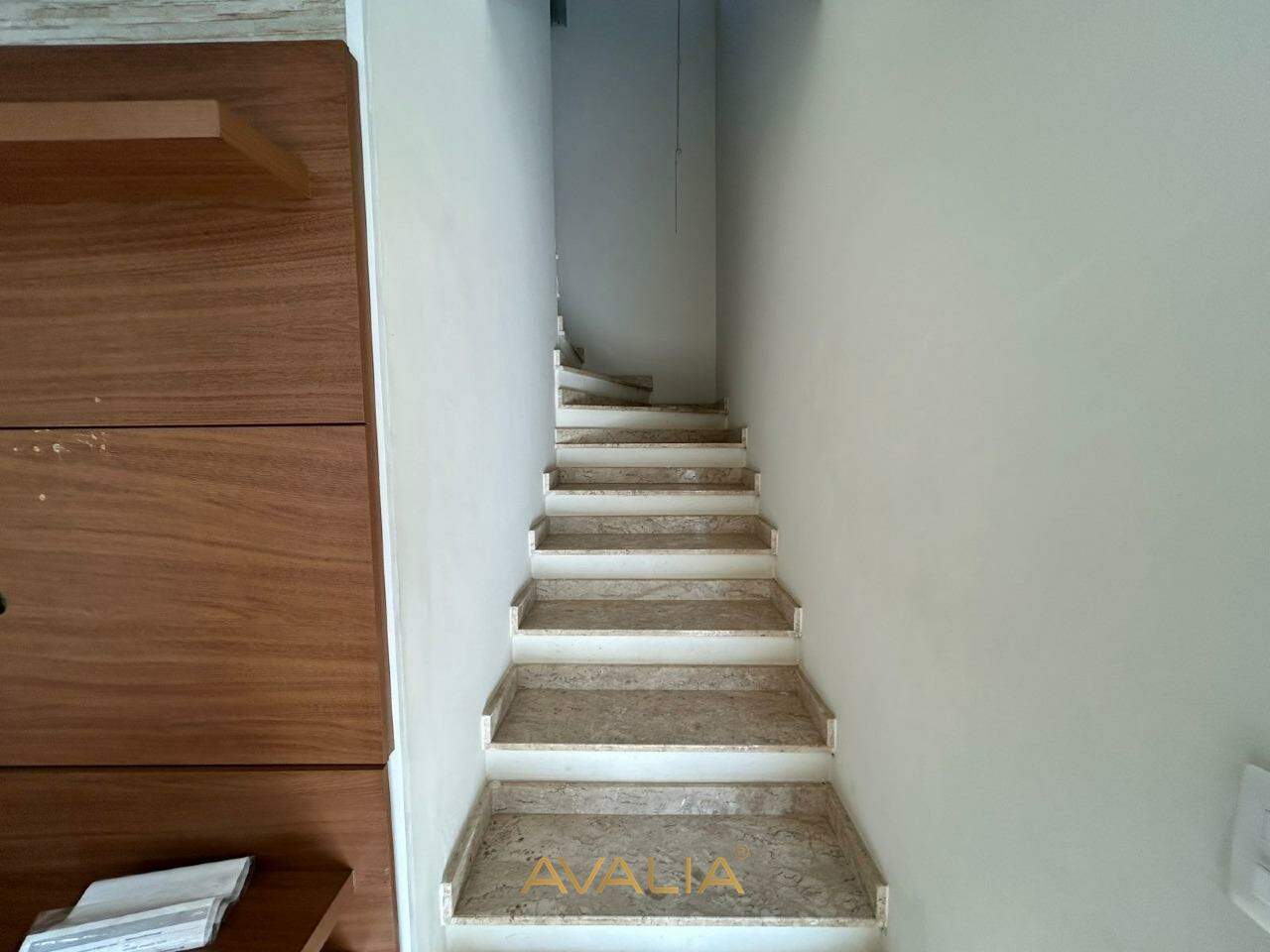Casa em condomínio para aluguel no Chácara Belvedere: 