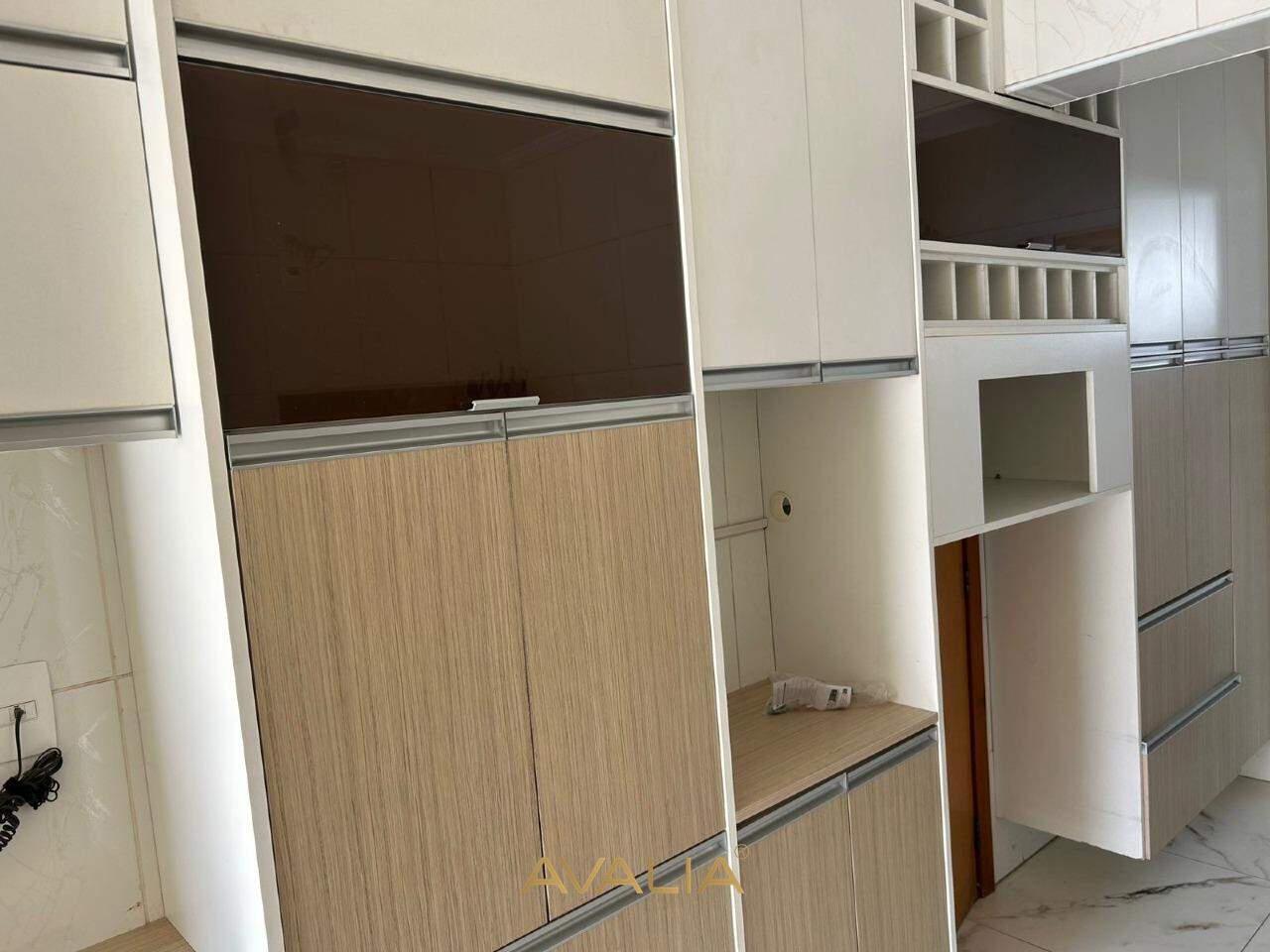 Casa em condomínio para aluguel no Chácara Belvedere: 