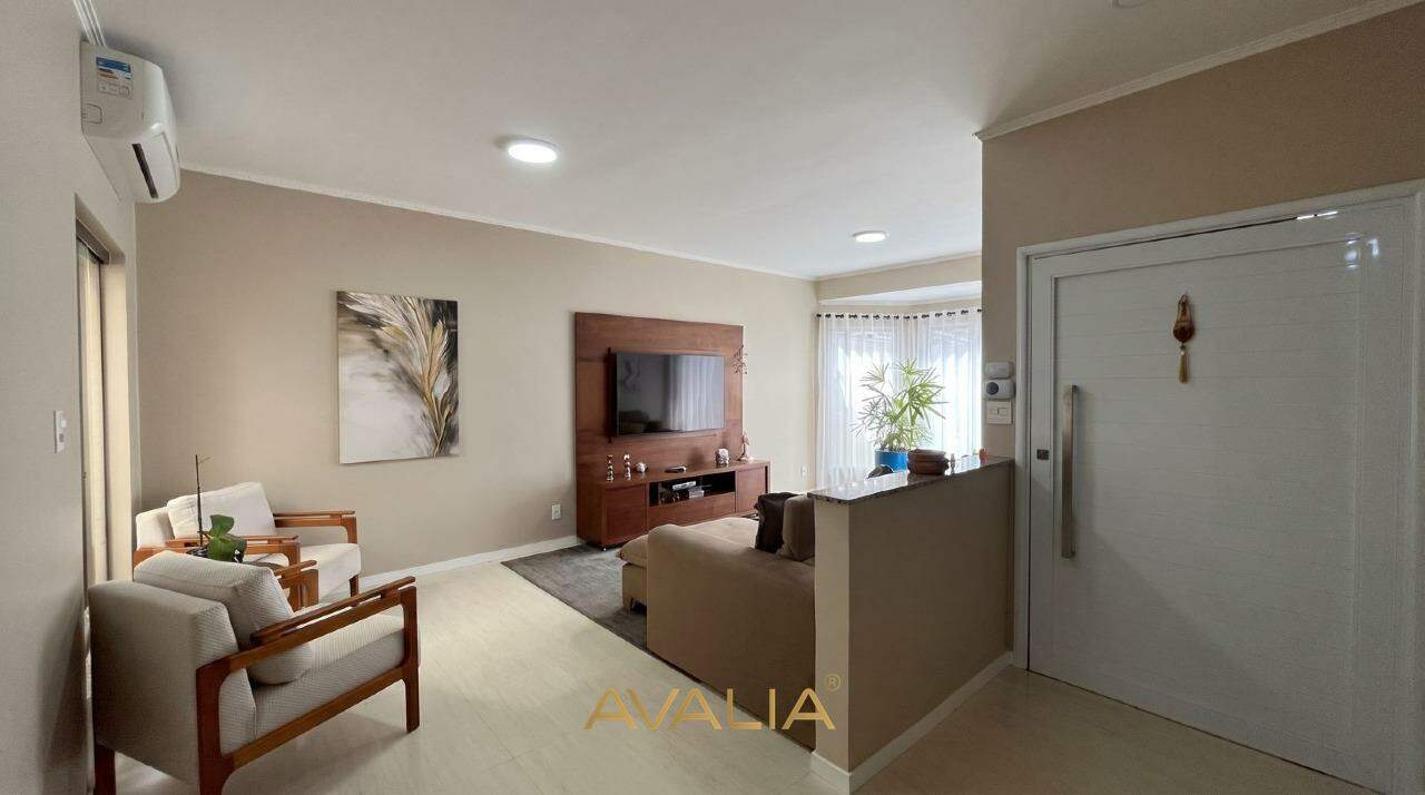 Casa à venda no Vila Avaí: 