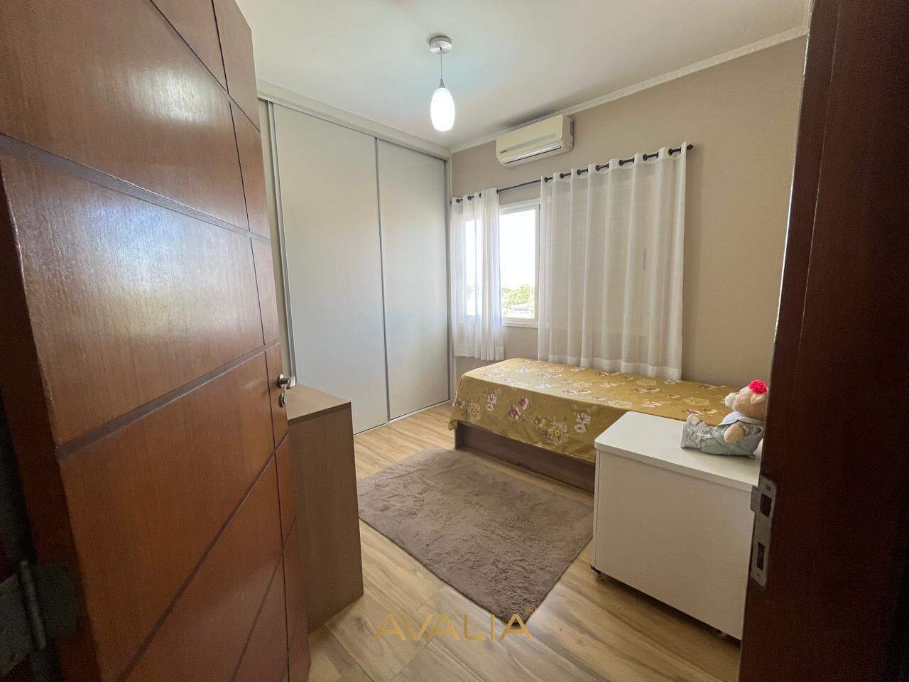 Casa à venda no Vila Avaí: 