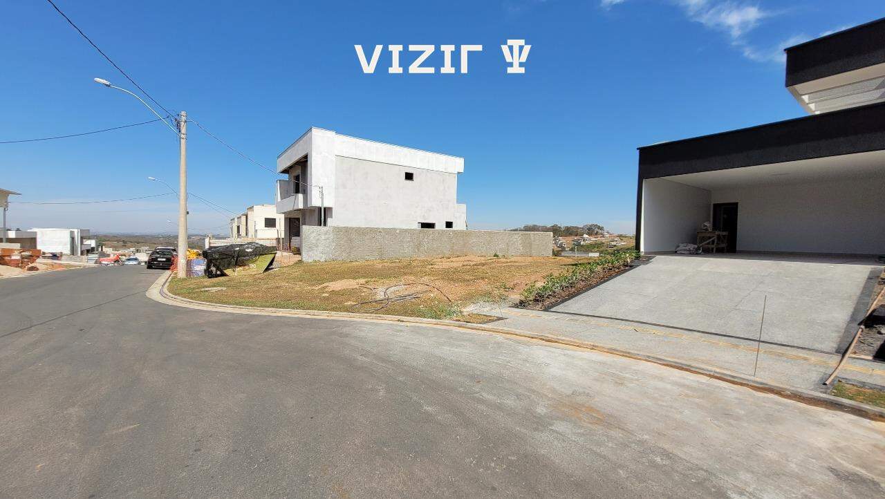 Lote em condomínio à venda no Jardins Bolonha: 