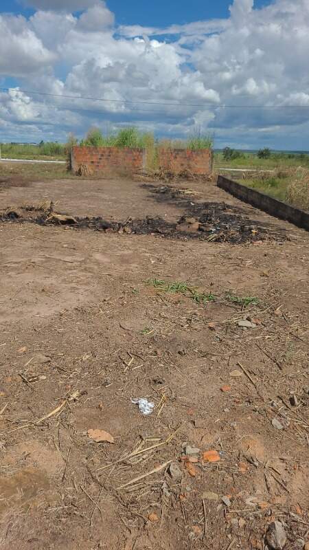 Terreno para venda no Bairro Luardo do Oeste 