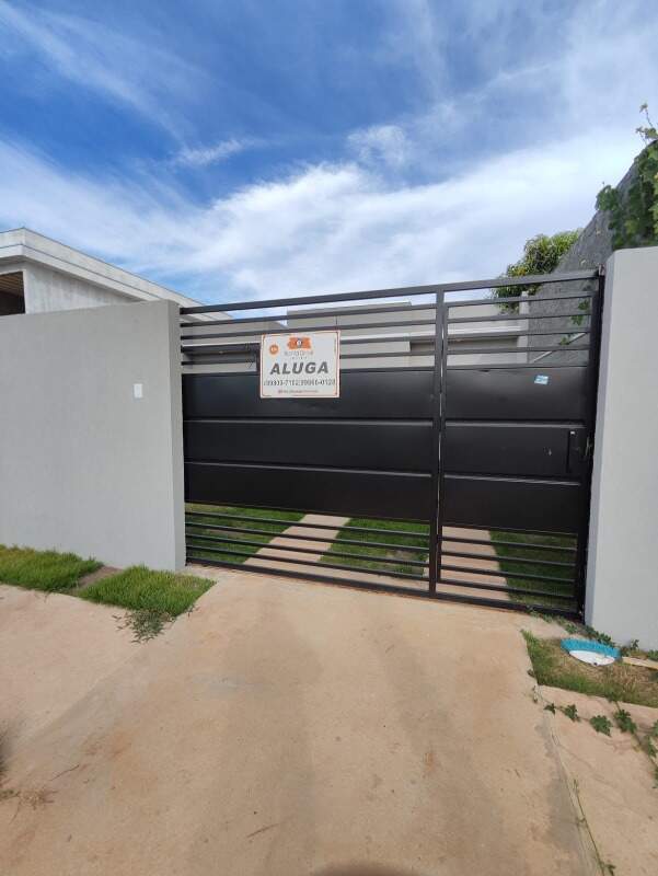 Casa para Locação no Bairro Tropical Ville