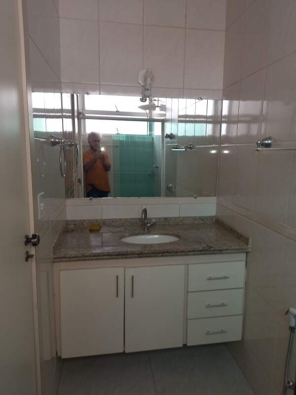 Apartamento para alugar com 3 quartos, 120m² - Foto 23