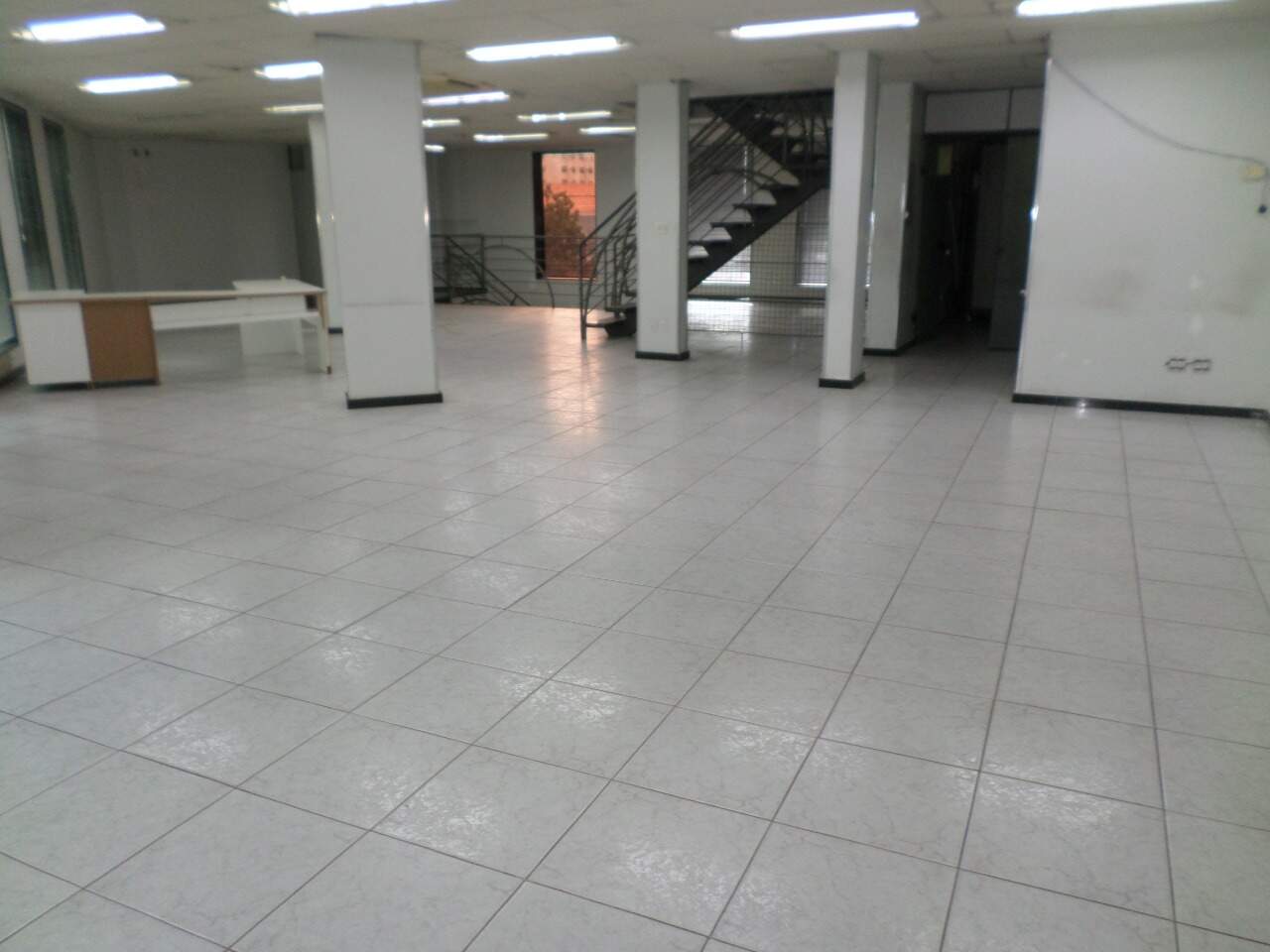 Prédio Inteiro para alugar, 750m² - Foto 24