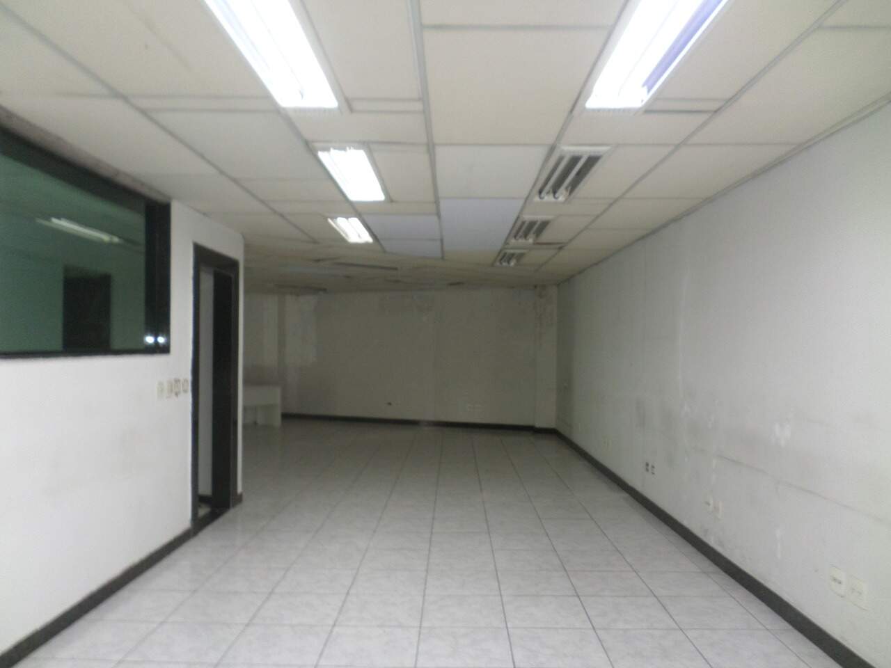 Prédio Inteiro para alugar, 750m² - Foto 9