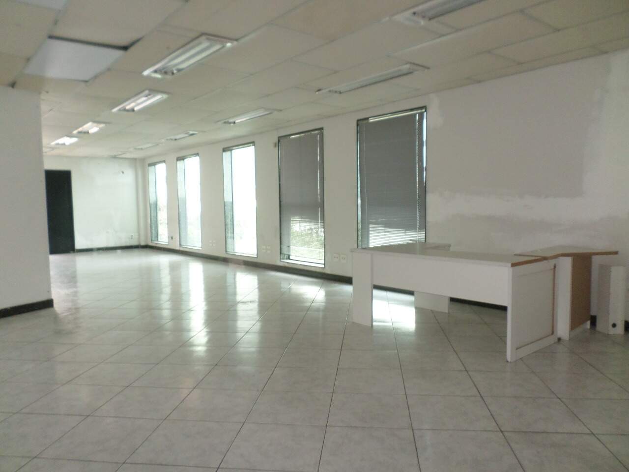 Prédio Inteiro para alugar, 750m² - Foto 18