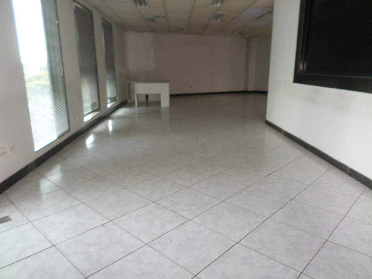 Prédio Inteiro para alugar, 750m² - Foto 23