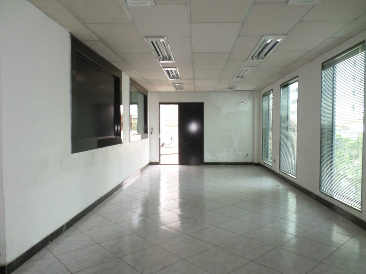 Prédio Inteiro para alugar, 750m² - Foto 7