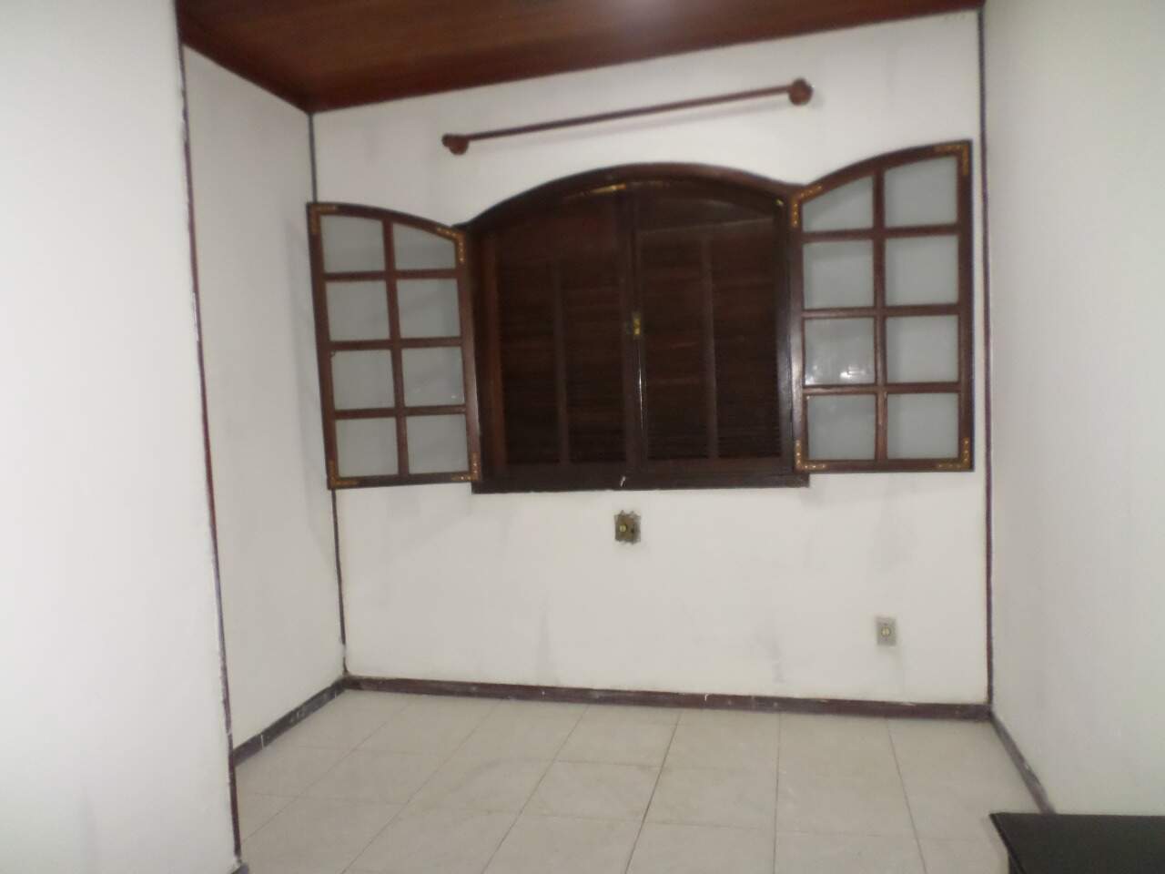 Casa para alugar com 3 quartos, 450m² - Foto 13