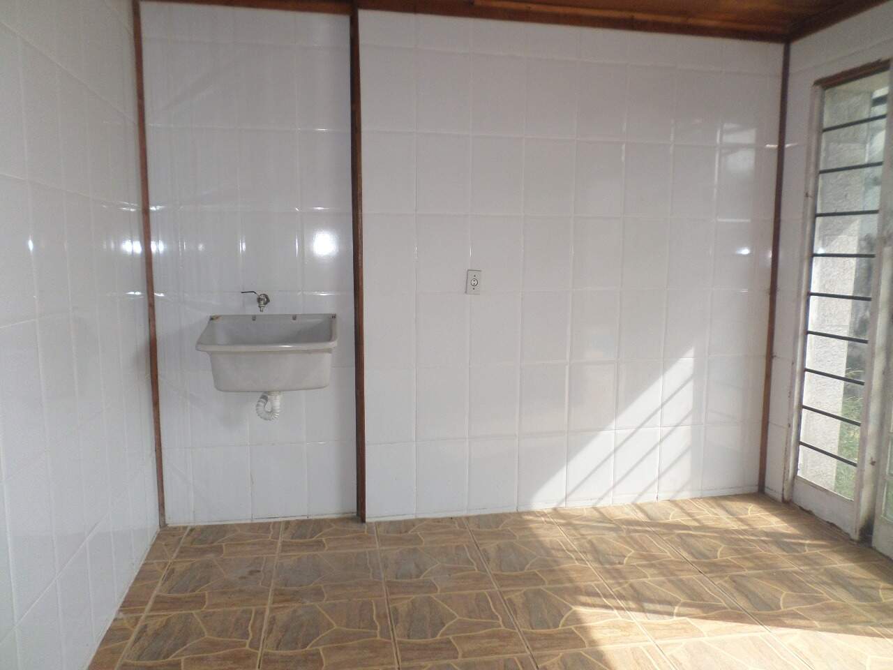 Casa para alugar com 3 quartos, 450m² - Foto 25