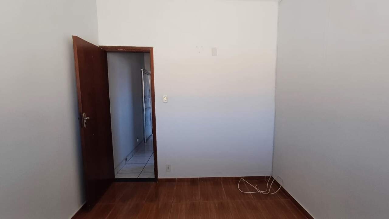 Casa para alugar com 3 quartos, 130m² - Foto 12