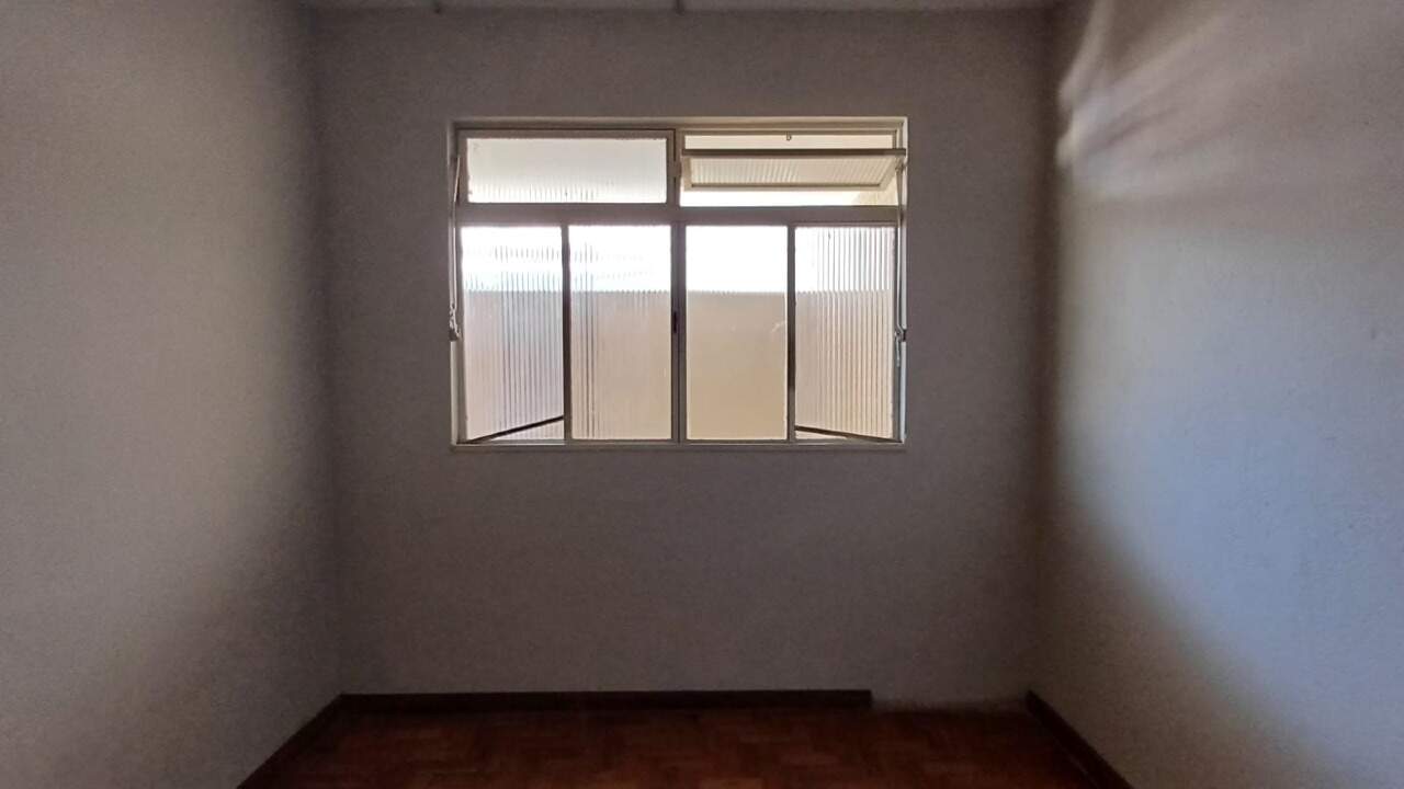 Casa para alugar com 3 quartos, 130m² - Foto 16