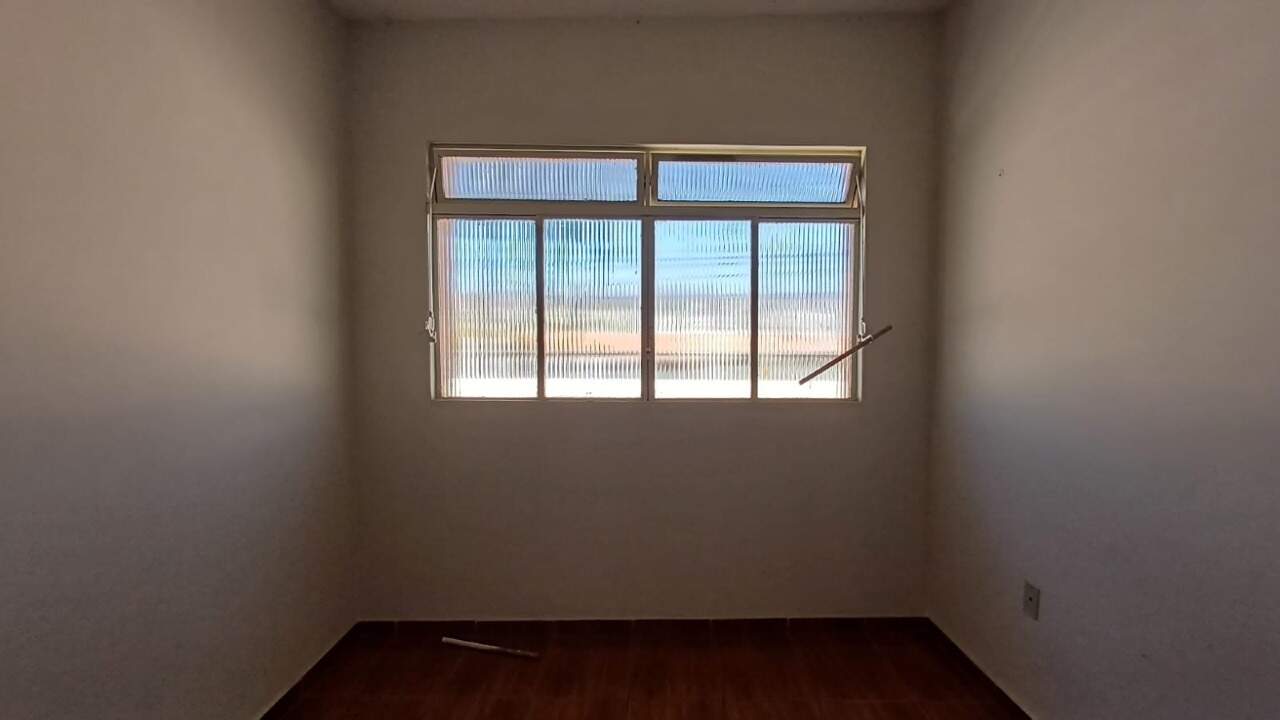 Casa para alugar com 3 quartos, 130m² - Foto 13