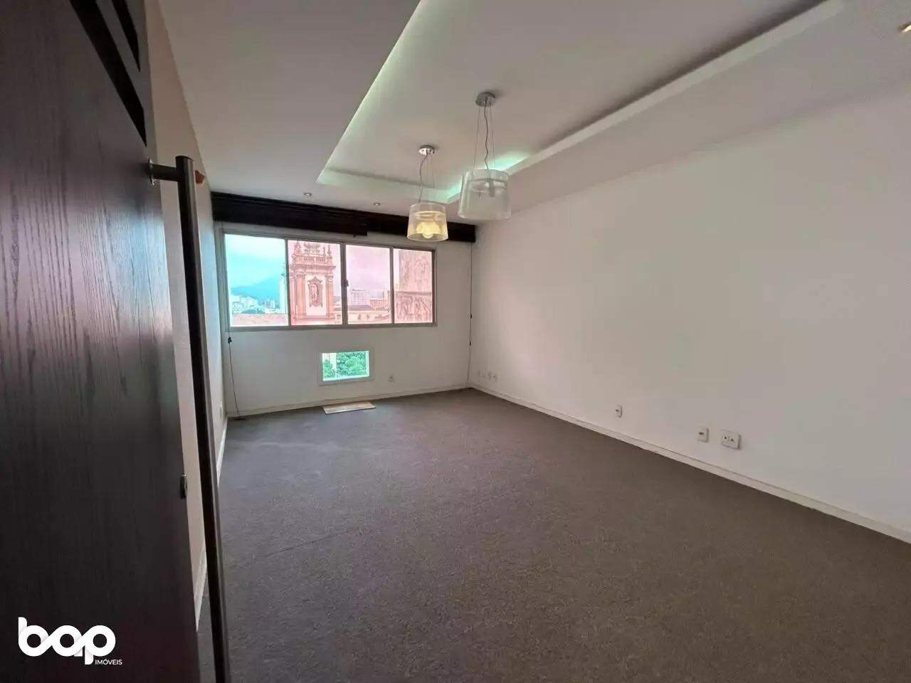 Sala- à venda- Bairro Centro- R$135.000,00-: 