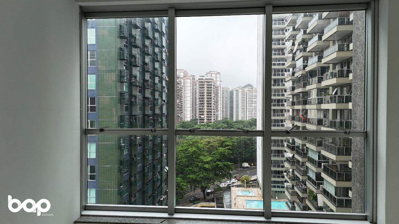 Sala- para aluguel- Bairro Barra da Tijuca- R$650,00-: 
