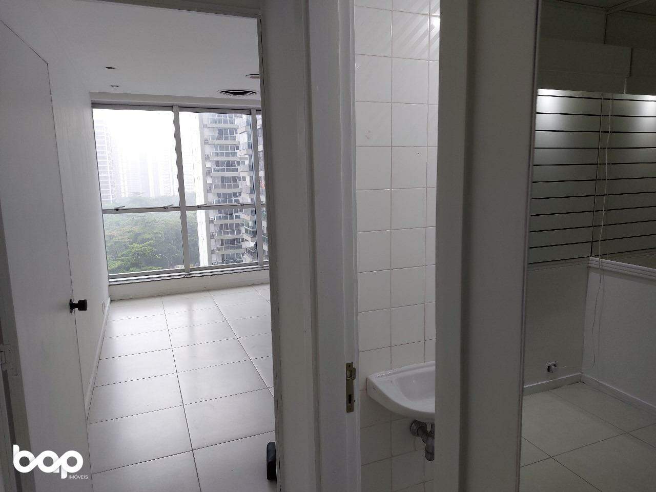 Sala- para aluguel- Bairro Barra da Tijuca- R$650,00-: 