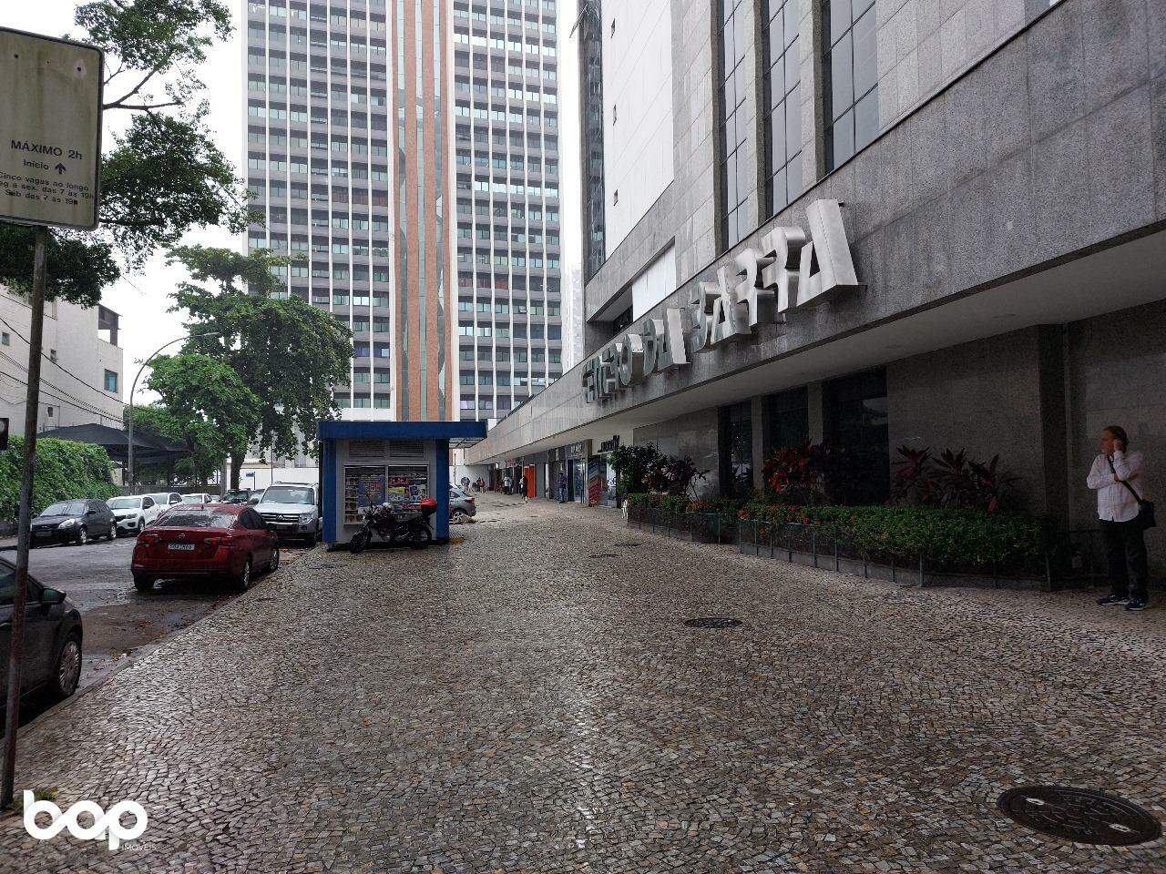 Sala- para aluguel- Bairro Barra da Tijuca- R$650,00-: 