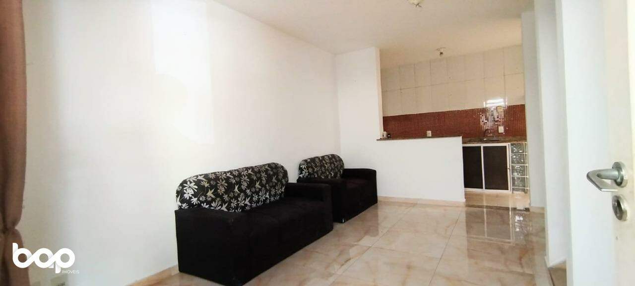Casa- para aluguel- Bairro Piedade- R$2.400,00-: sala