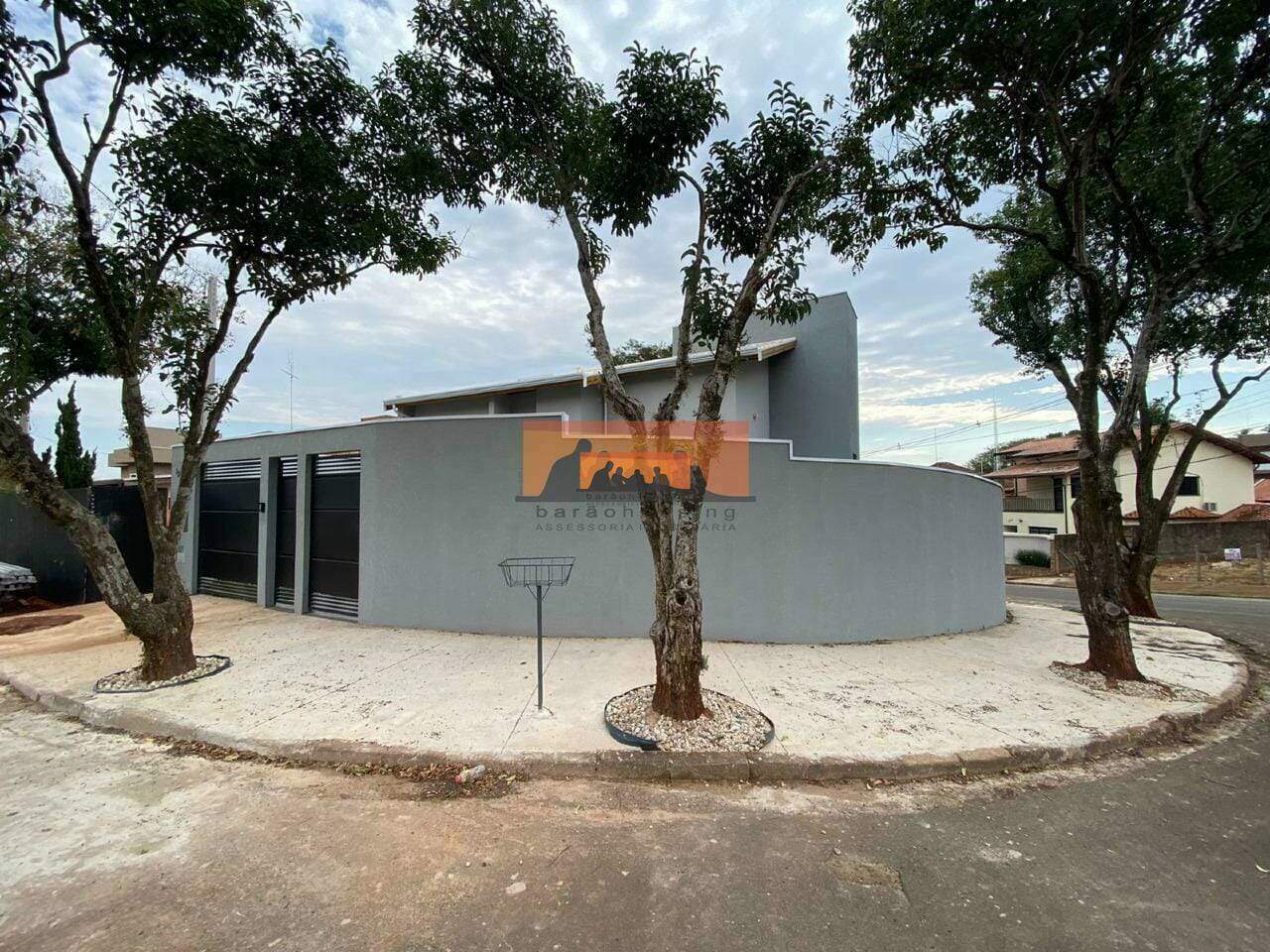Casa para aluguel no Parque das Universidades: 