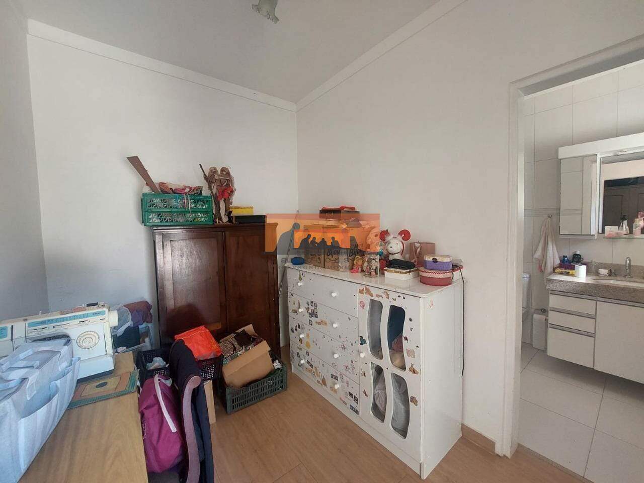 Casa para aluguel no Parque Taquaral: 