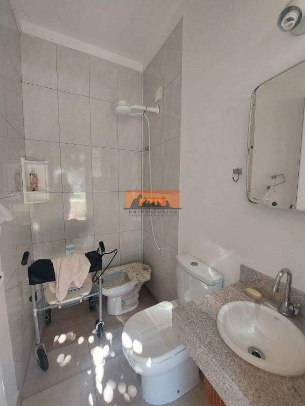 Casa para aluguel no Parque Taquaral: 