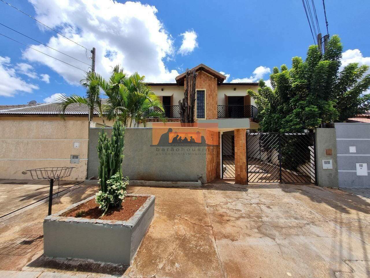 Casa para aluguel no Jardim Santa Genebra: 