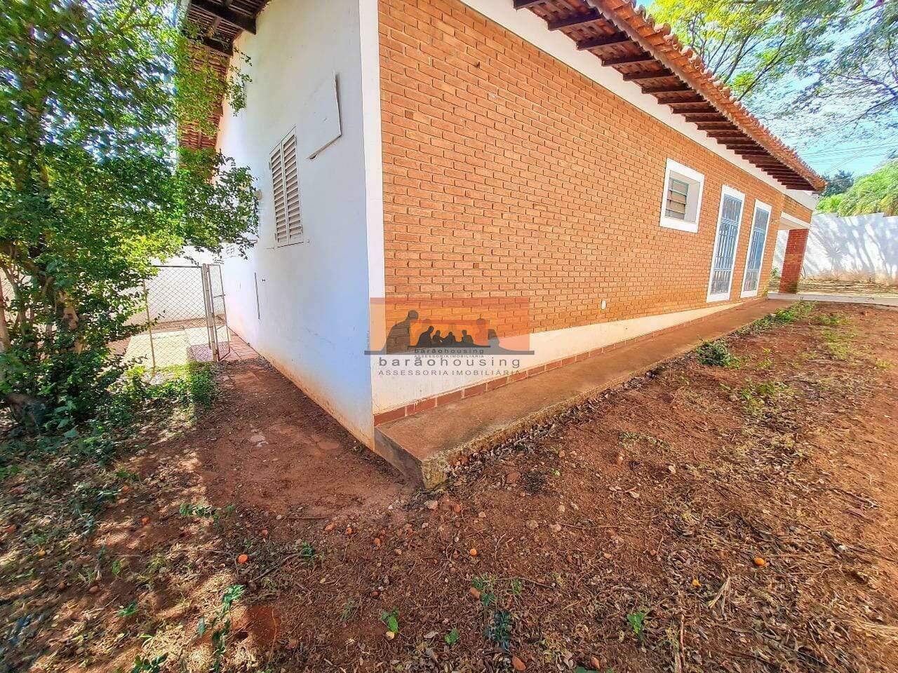 Casa para aluguel no Cidade Universitária: 