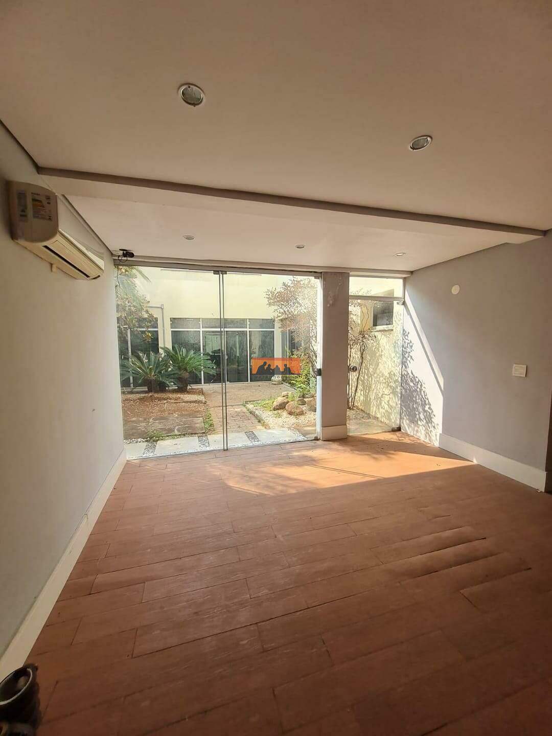 Casa para aluguel no Cidade Universitária: 
