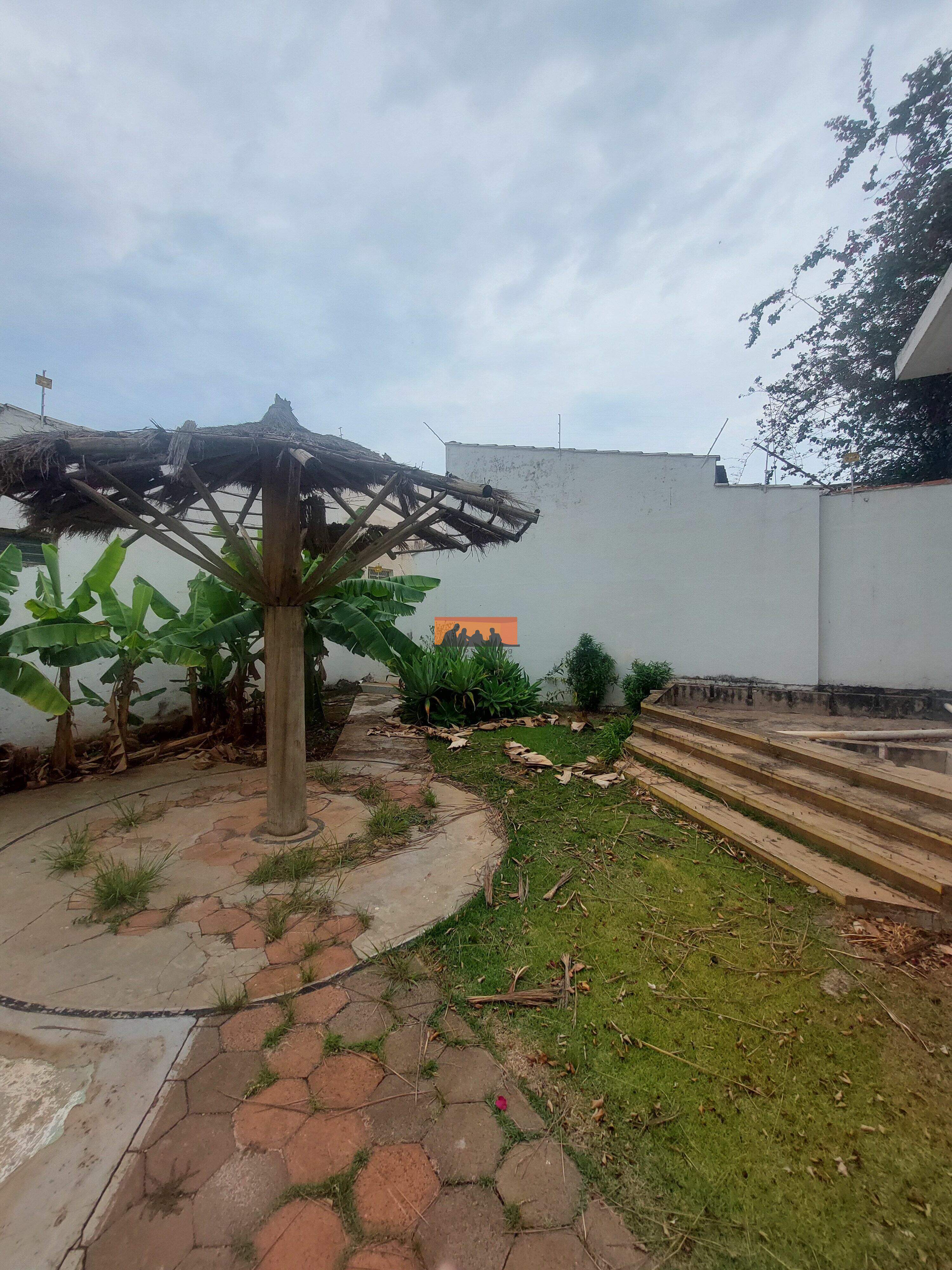 Casa para aluguel no Vila Santa Isabel: 