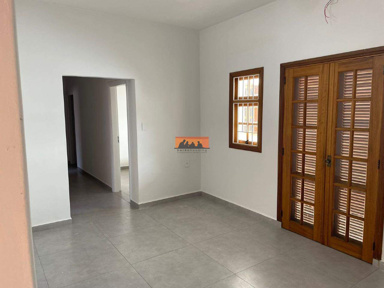 Casa para aluguel no Cambuí: 