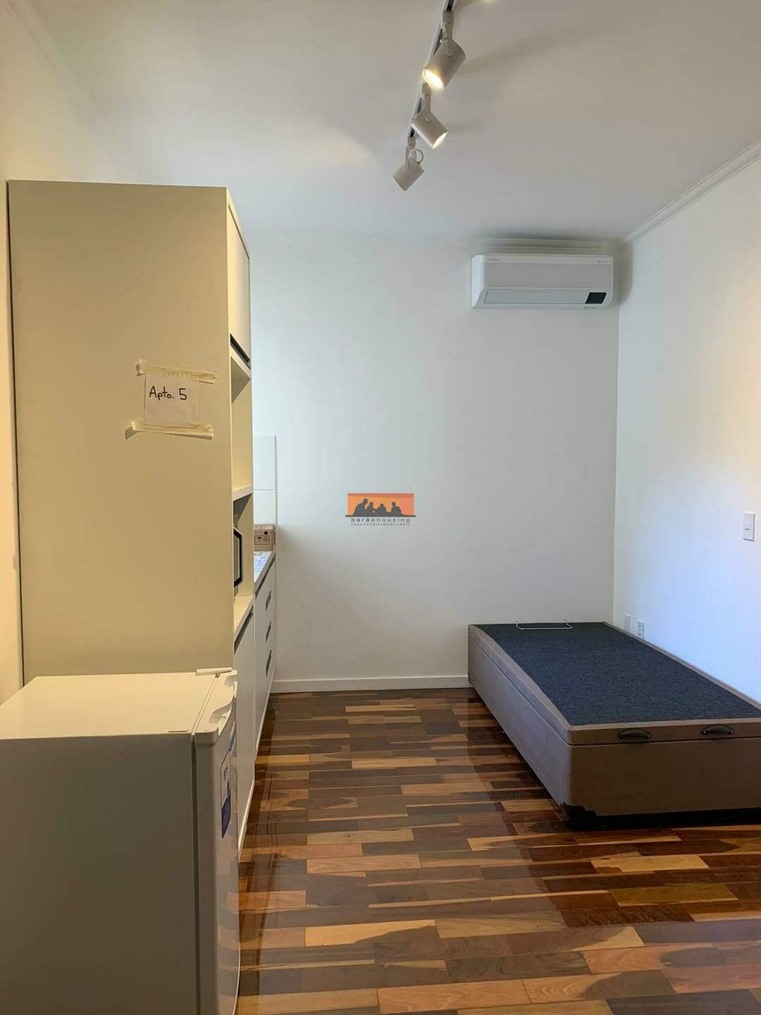 Kitnet para aluguel no Cidade Universitária: 