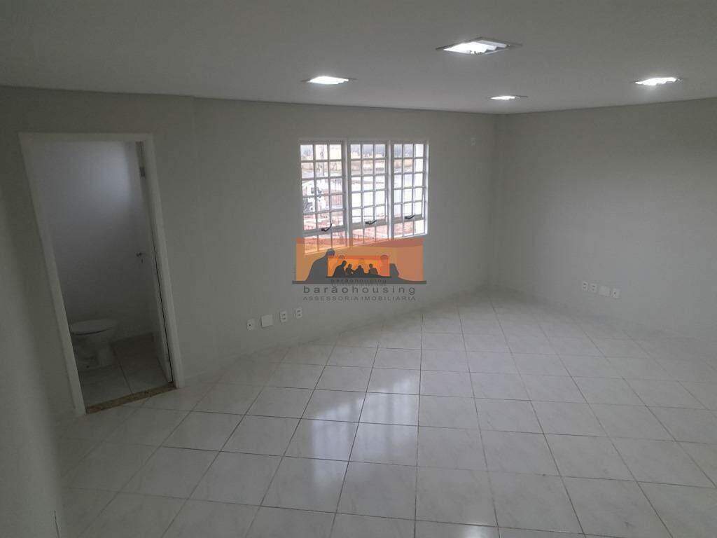 Sala para aluguel no Parque das Universidades: 