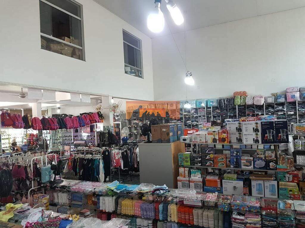Barracão à venda no Cidade Universitária: 