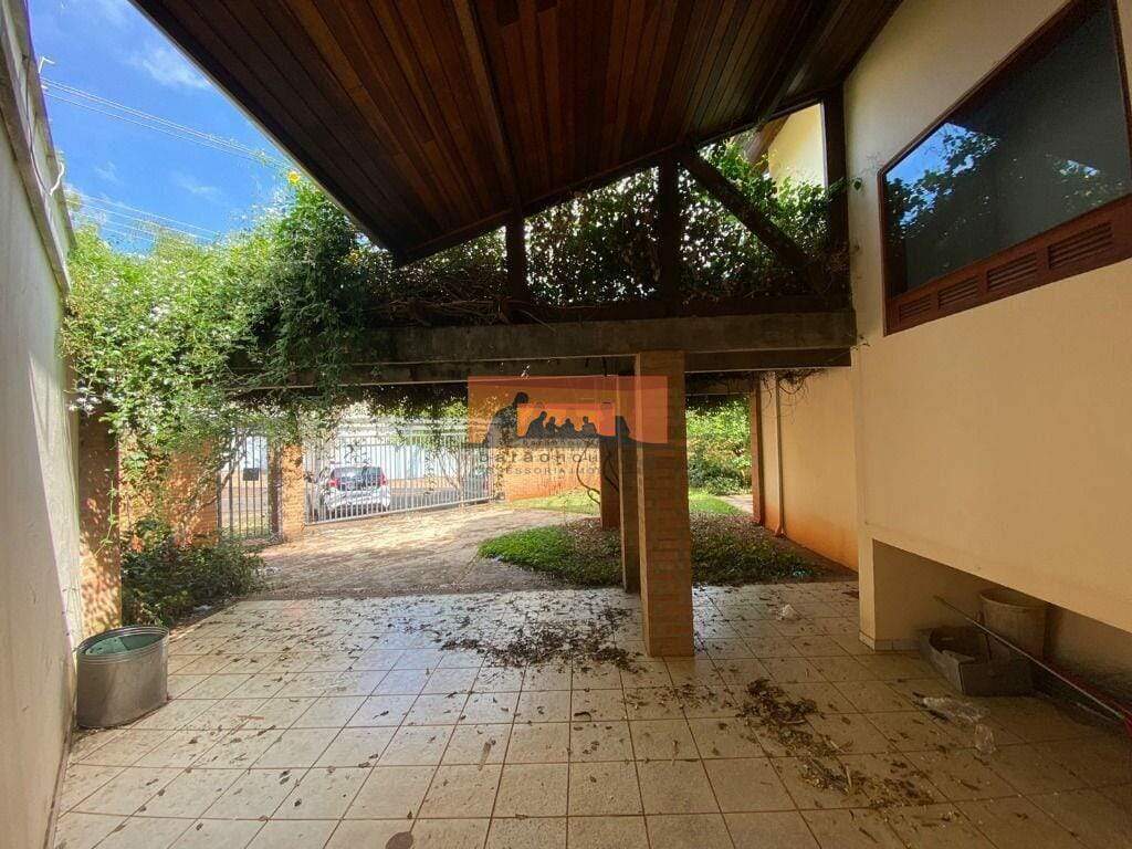 Casa à venda no Parque das Universidades: 
