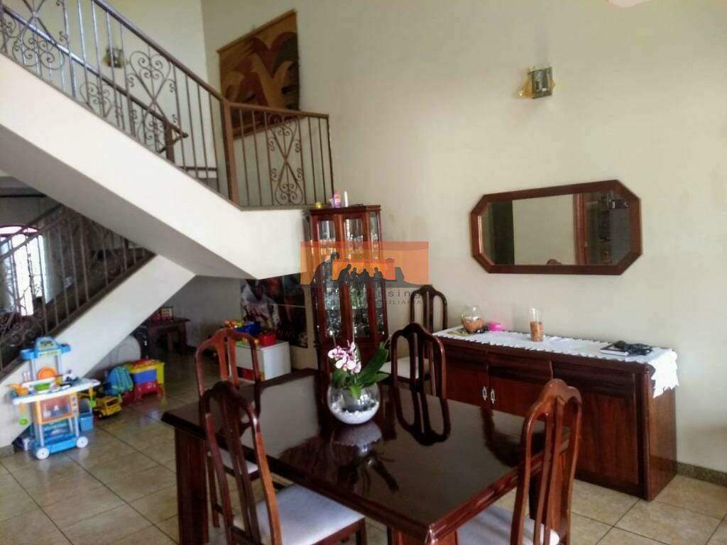 Casa à venda no Cidade Universitária: 