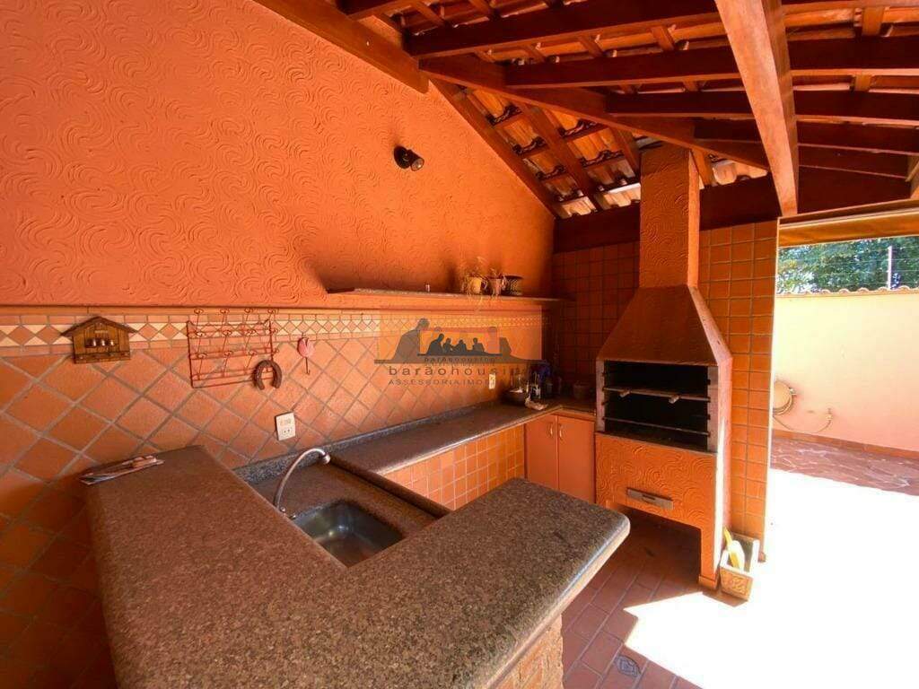 Casa à venda no Jardim do Sol: 