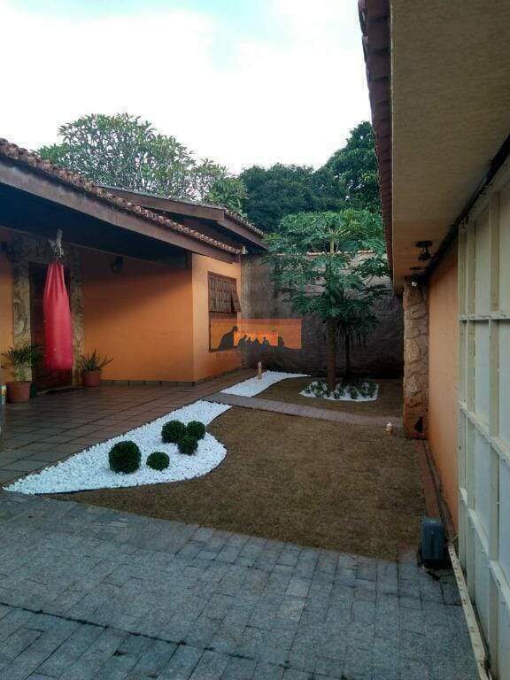 Casa à venda no Cidade Universitária: 