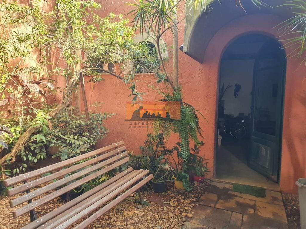 Casa à venda no Cidade Universitária: 